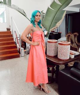 Amy Sheppard feet photo 2