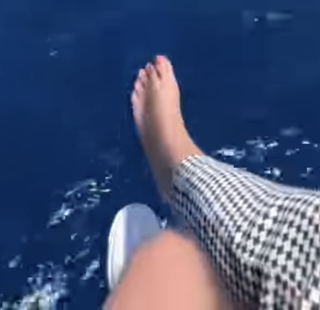 Amy Sheppard feet photo 13