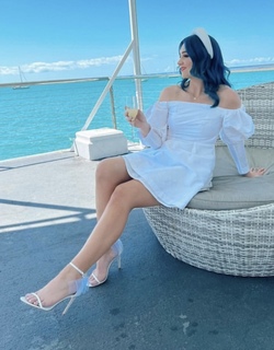 Amy Sheppard feet photo 9