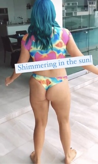 Amy Sheppard feet photo 8