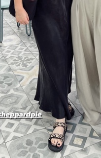 Amy Sheppard feet photo 20