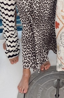 Amy Sheppard feet photo 10