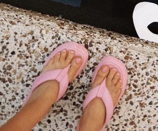 Amy Sheppard feet photo 16