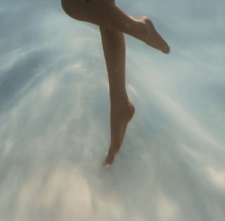 Amy Sheppard feet photo 10