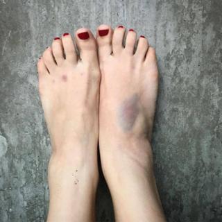 Amy Shira Teitel feet photo 14