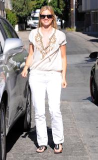 Amy Smart feet photo thumbnail