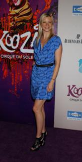 Amy Smart feet photo thumbnail