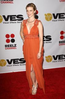 Amy Smart feet photo thumbnail