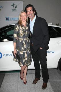 Amy Smart feet photo thumbnail