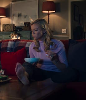 Amy Smart feet photo thumbnail