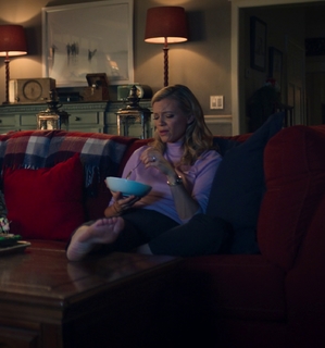 Amy Smart feet photo thumbnail