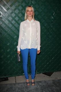 Amy Smart feet photo thumbnail