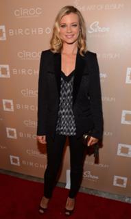 Amy Smart feet photo thumbnail