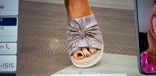 Amy Stran feet photo thumbnail