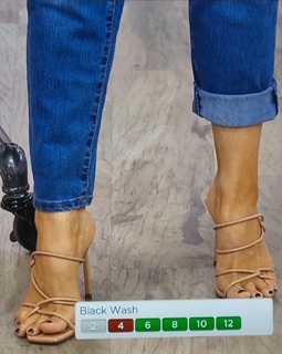 Amy Stran feet photo thumbnail