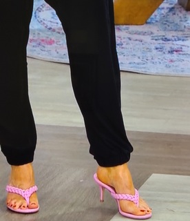 Amy Stran feet photo thumbnail