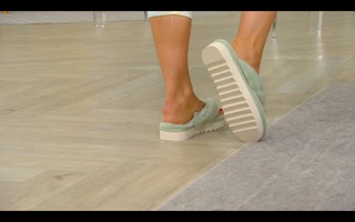 Amy Stran feet photo thumbnail