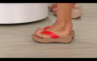 Amy Stran feet photo thumbnail