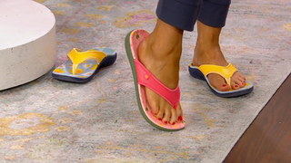 Amy Stran feet photo thumbnail