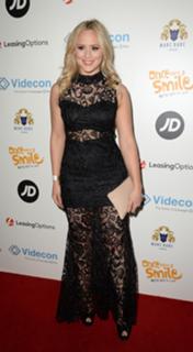 Amy Walsh feet photo 12