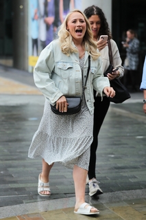 Amy Walsh feet photo 4