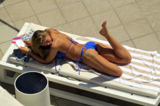 Amy Willerton feet photo thumbnail