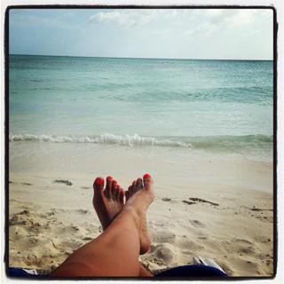 Amy Willerton feet photo thumbnail