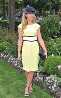 Amy Willerton feet photo thumbnail