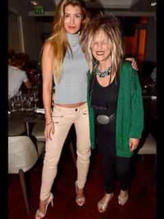 Amy Willerton feet photo thumbnail