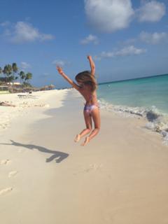 Amy Willerton feet photo thumbnail