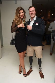 Amy Willerton feet photo thumbnail