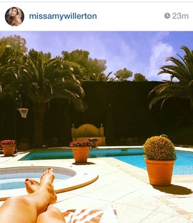 Amy Willerton feet photo thumbnail