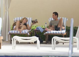 Amy Willerton feet photo thumbnail