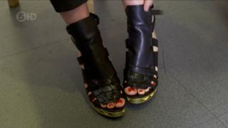 Amy Williams feet photo 7