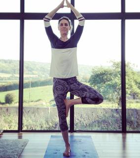 Amy Williams feet photo 8