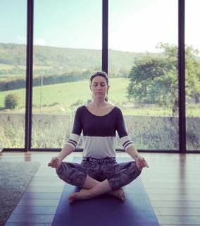 Amy Williams feet photo 7