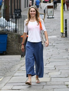 Amy Williams feet photo 20