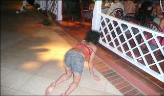 Amy Winehouse feet photo thumbnail