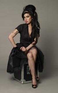 Amy Winehouse feet photo thumbnail