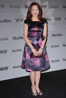 Amy Yasbeck feet photo thumbnail