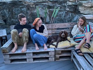 Amybeth McNulty feet photo 1