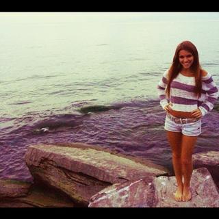 Amymarie Gaertner feet photo 12
