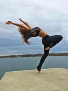 Amymarie Gaertner feet photo 1
