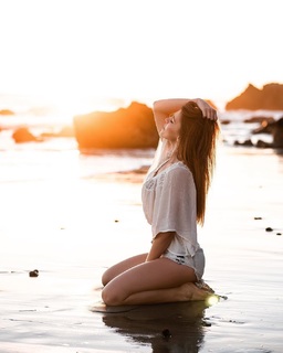 Amymarie Gaertner feet photo 11