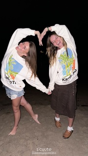 Amymarie Gaertner feet photo 17