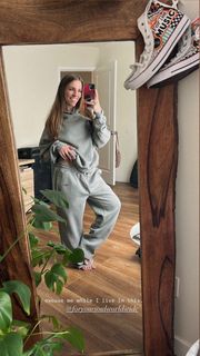 Amymarie Gaertner feet photo 4