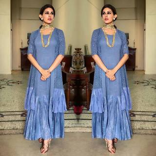 Amyra Dastur feet photo 11