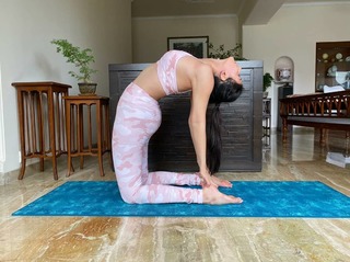 Amyra Dastur feet photo 2