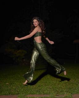 Amyra Dastur feet photo 20