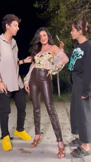 Amyra Dastur feet photo 3